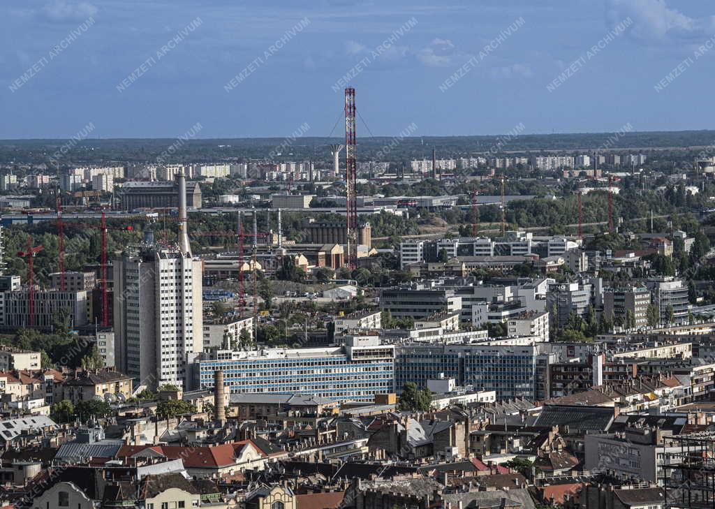Városkép - Budapest - Látkép a Gellért-hegyről