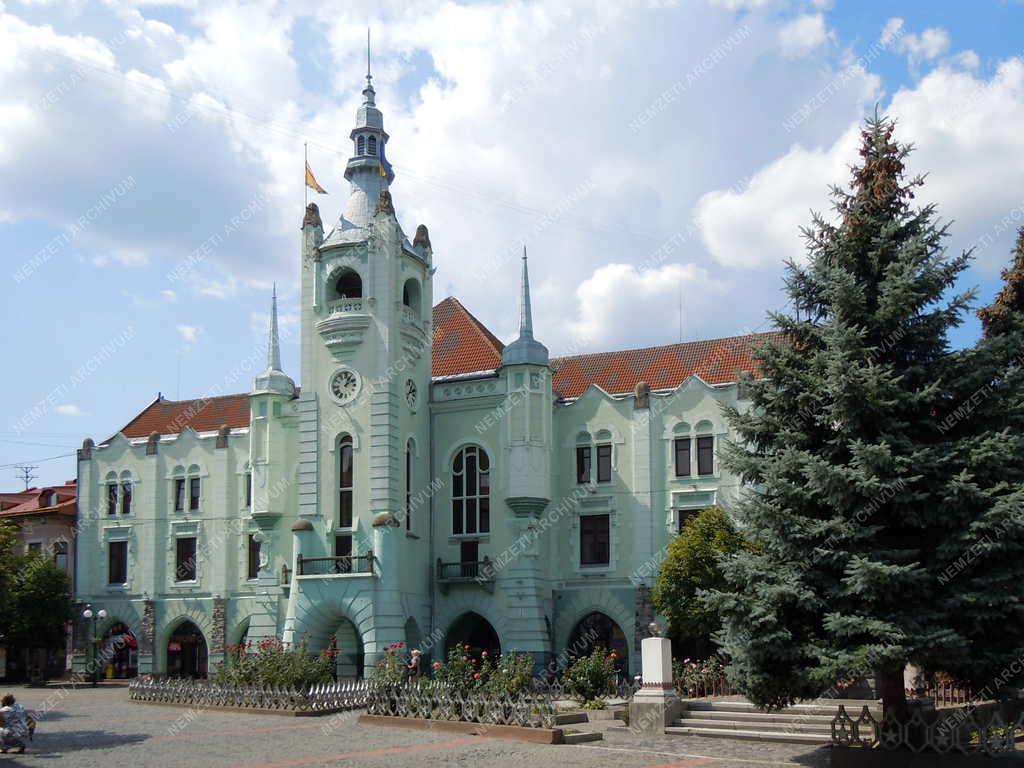 Ukrajna - Munkács - Városháza
