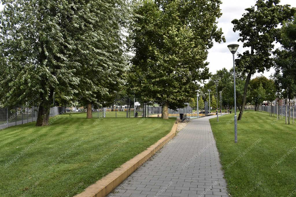 Városkép - Budapest - Fiumei úti sport park