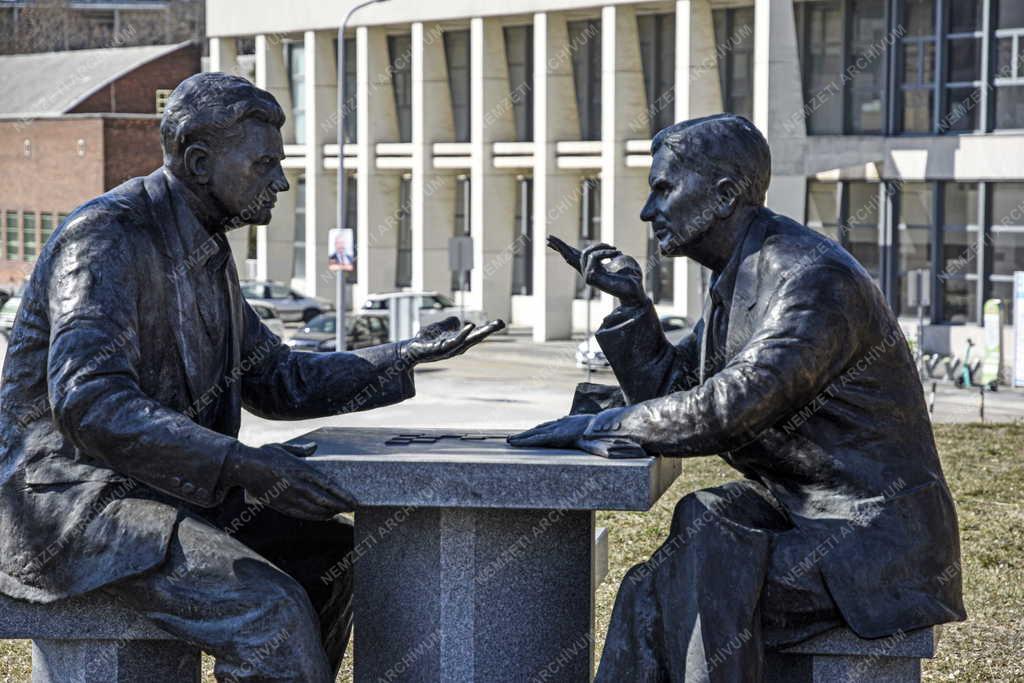 Városkép - Budapest - Henryk Slawik és idősebb Antall József szobra