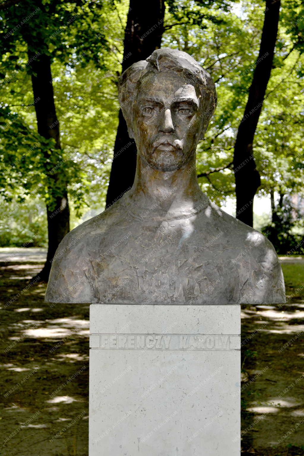 Műalkotás - Budapest - Ferenczy Károly szobra