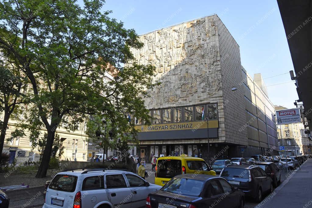 Kultúra - Budapest - A Magyar Színház épülete