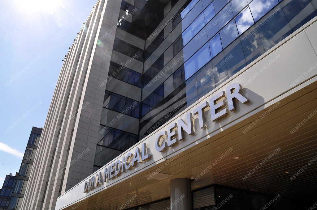 Egészségügy - Megnyitott a Duna Medical Center magánkórház a Duna-parton