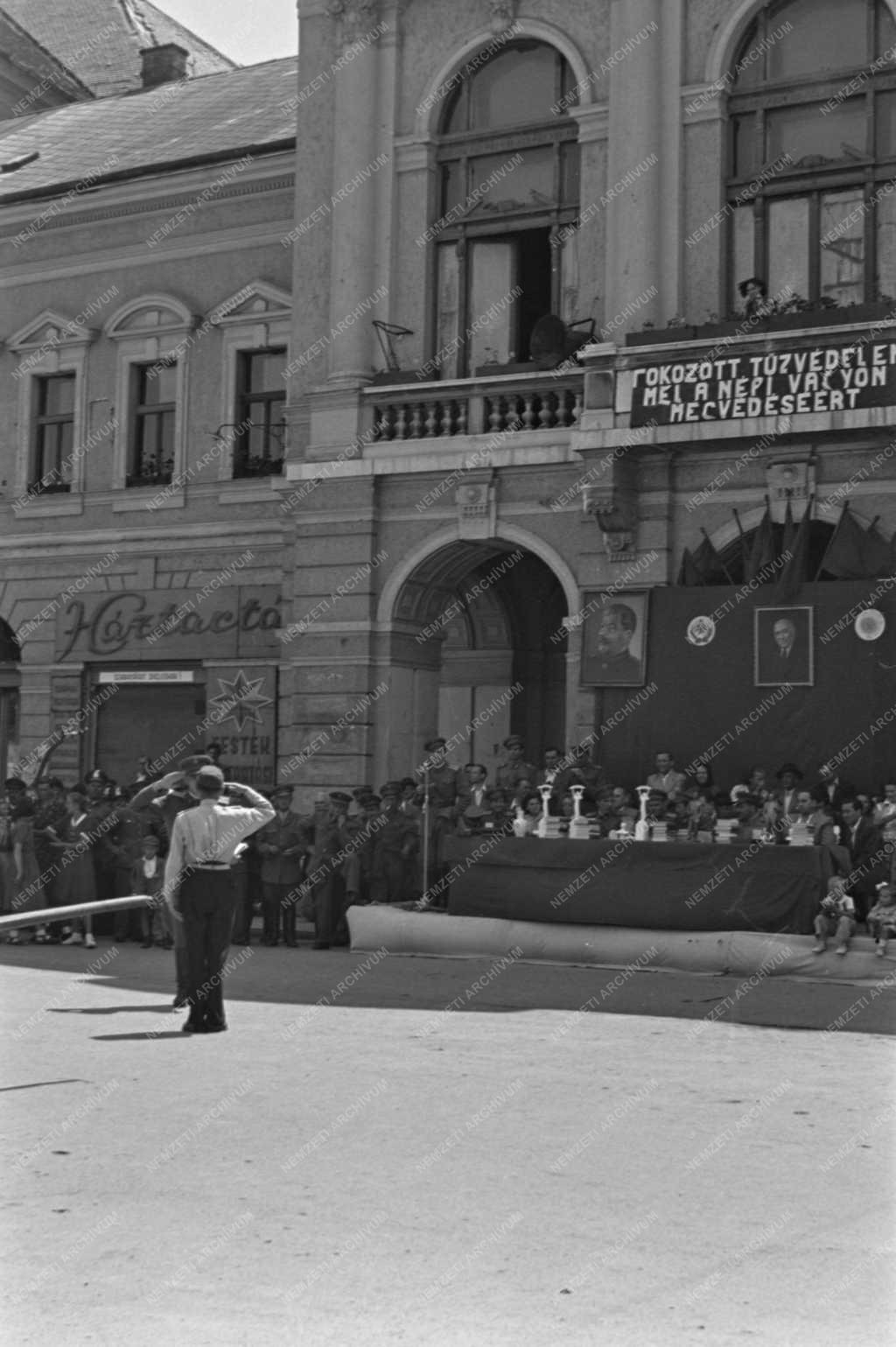 Tűzoltó verseny a várostrom évfordolóján