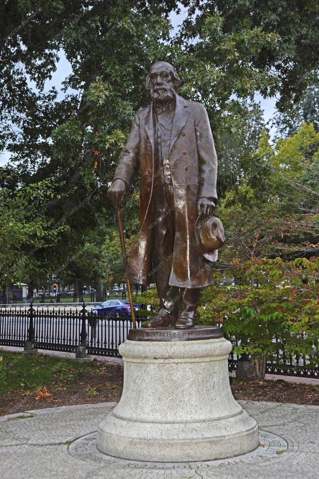 Városkép - Boston - Edward Everett Hale szobor