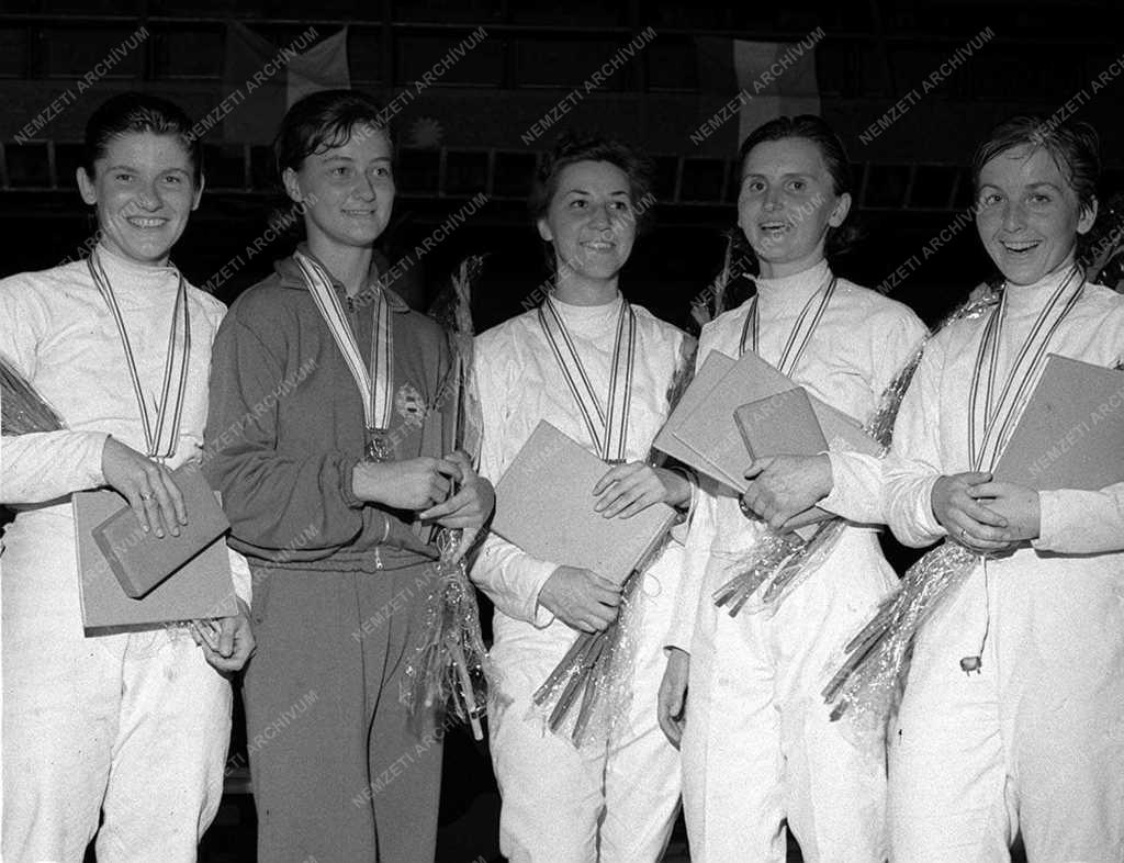 Az Universiade női tőrcsapatainak döntője