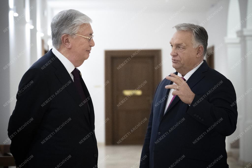 Orbán Viktor fogadta a kazah elnököt