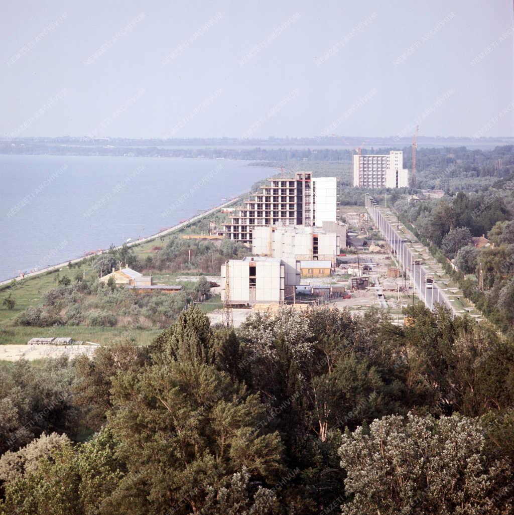 Idegenforgalom - Balatoni szállodák - Siófok