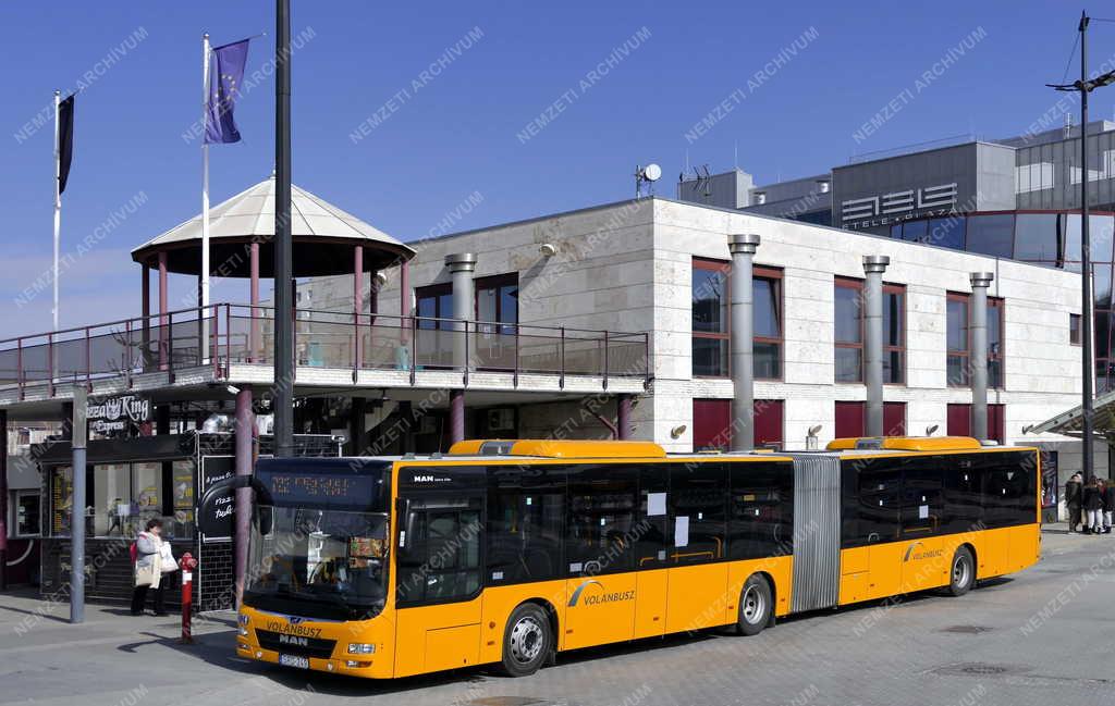 Közlekedés - Budapest - Kelenföld autóbusz-állomás