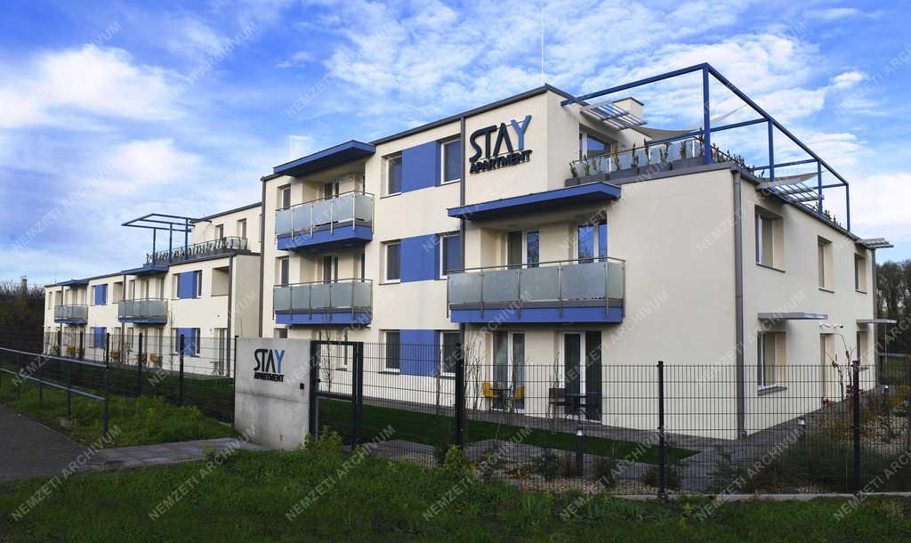 Településfejlesztés - Stay Apartman Hotel Debrecen-Józsán