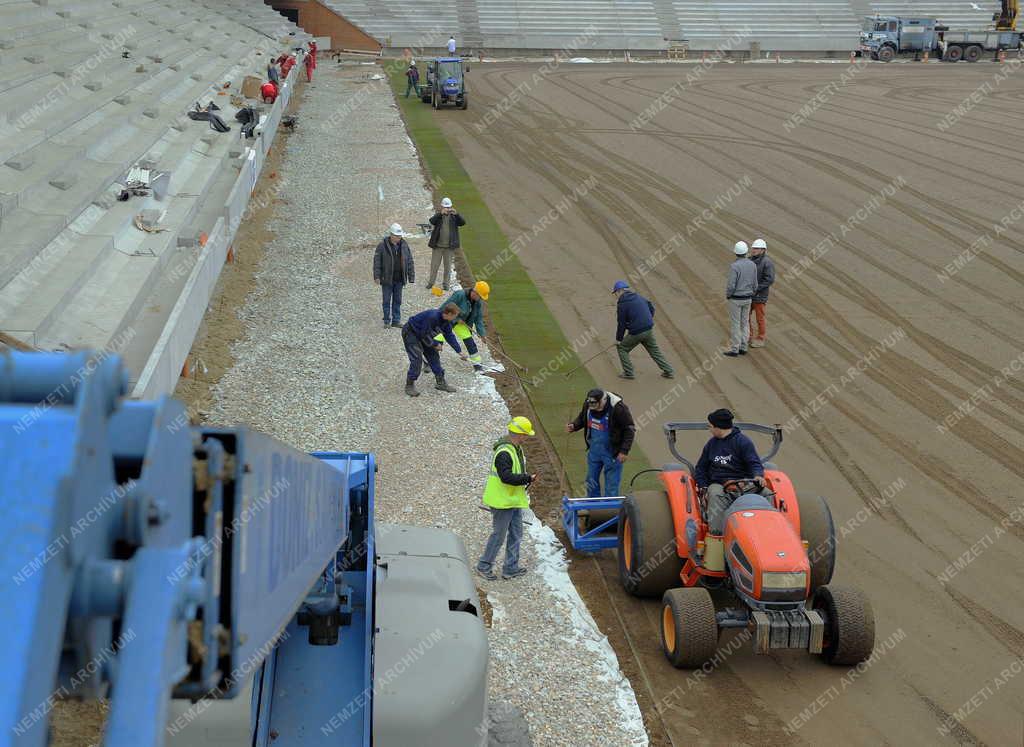 Sportlétesítmény - Debrecen - Épül a Nagyerdei Stadion 