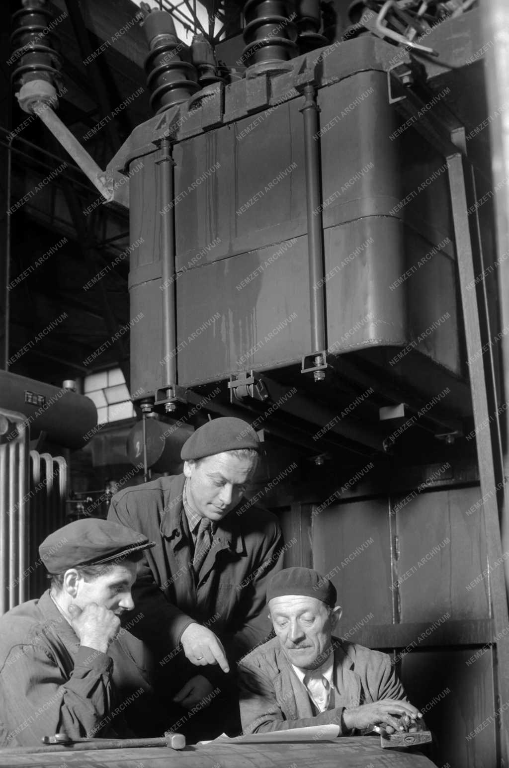 Ipar - Klement Gottwald Villamossági Gyár