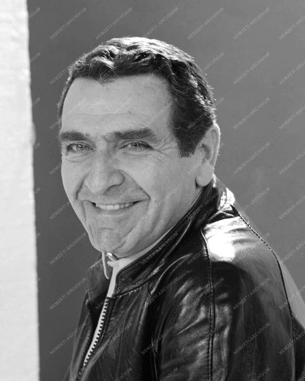 Művész portré - Bárdy György