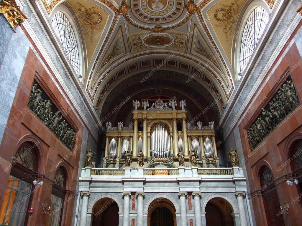 Egyházi épület - Esztergom - Szent Adalbert főszékesegyház