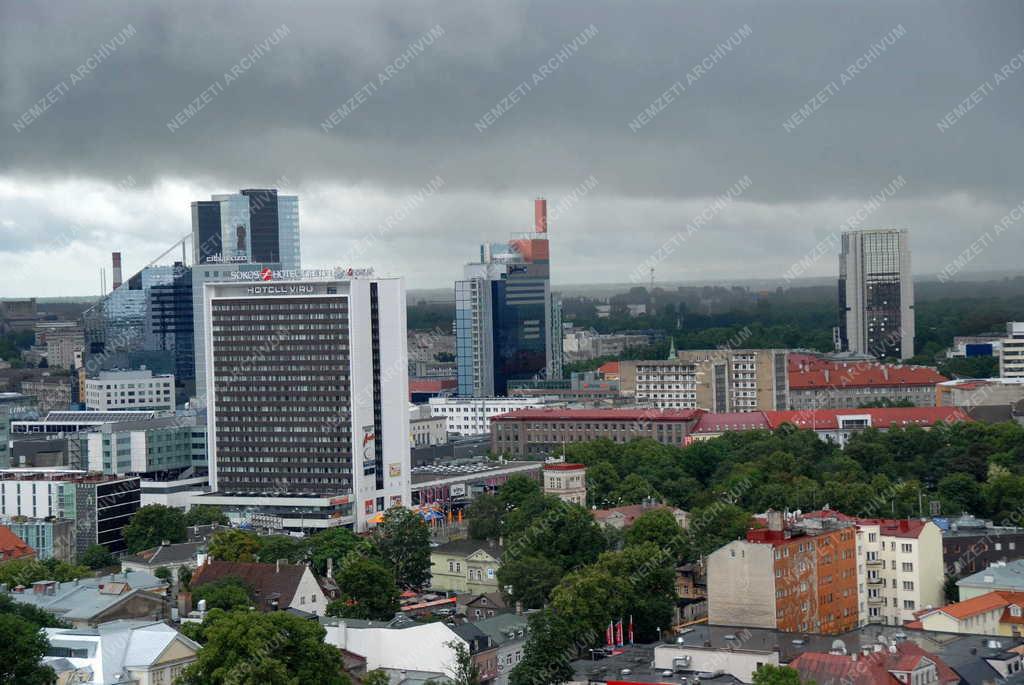 Észtország - Tallinn - A modern Tallinn látképe 