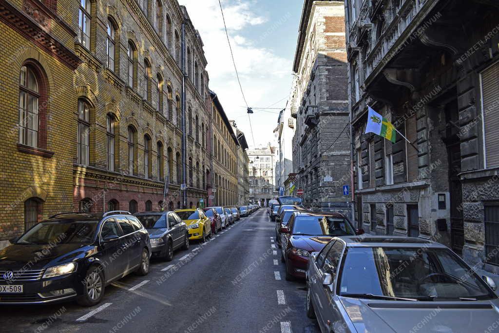 Városkép - Budapest - Csokonai utca