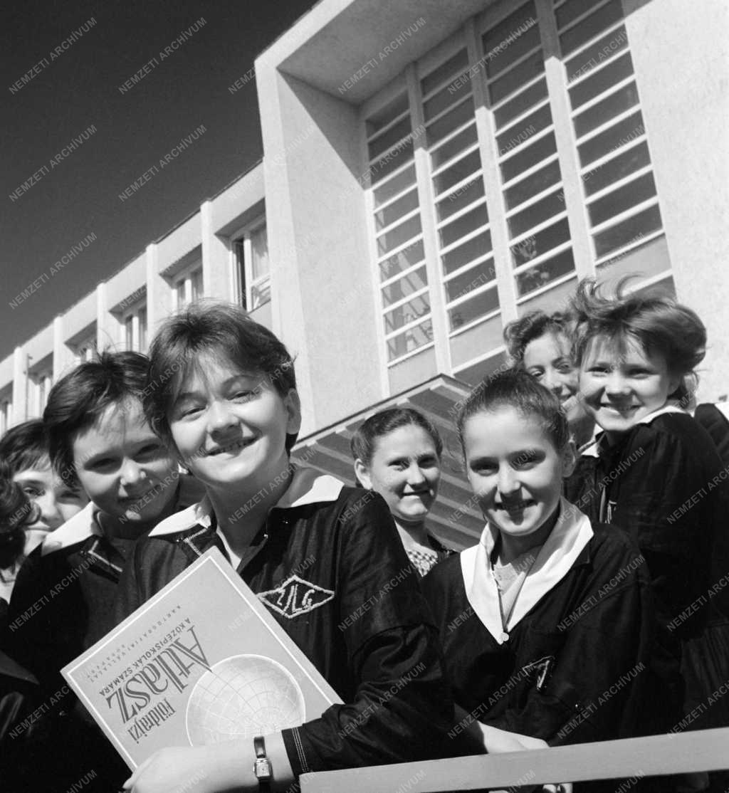 Oktatás - Átadták az új nyíregyházi Zrínyi Ilona Leánygimnáziumot