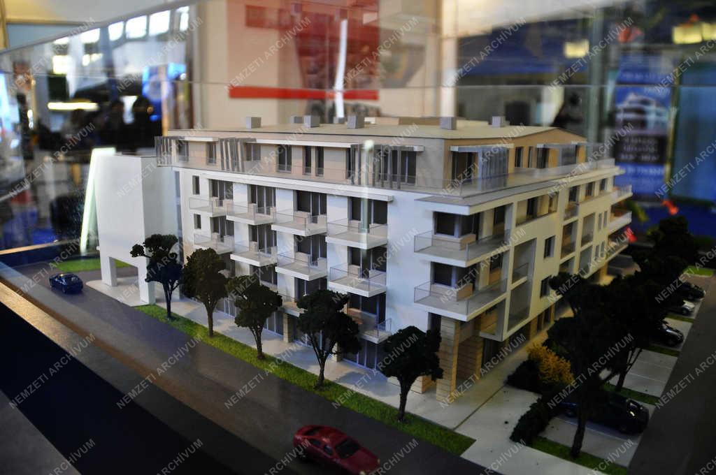 Ingatlanpiac - Budapest - Lakásexpo a Millenárison