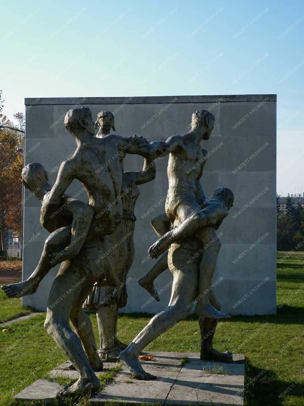 Budapest - Puskás Ferenc Stadion szoborpark