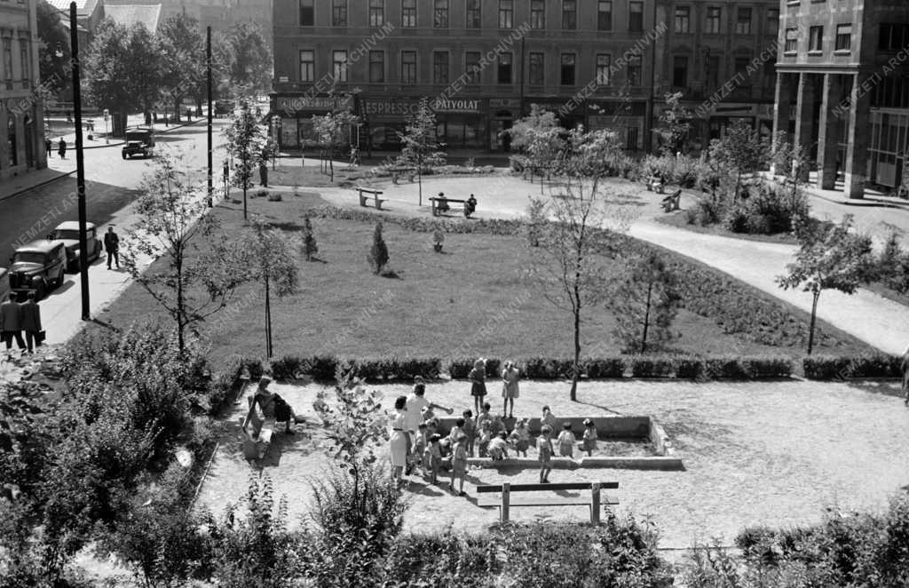Városkép - Hild tér