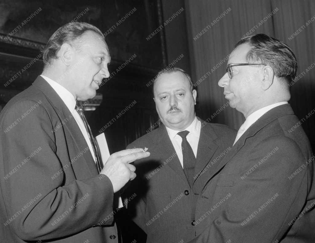 Kultúra - Kiváló és érdemes művész elismerések átadása