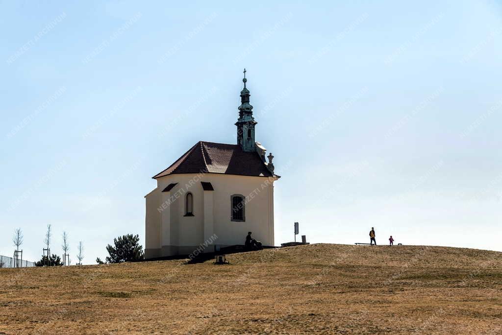 Városkép - Tata - Fellner Jakab kápolna