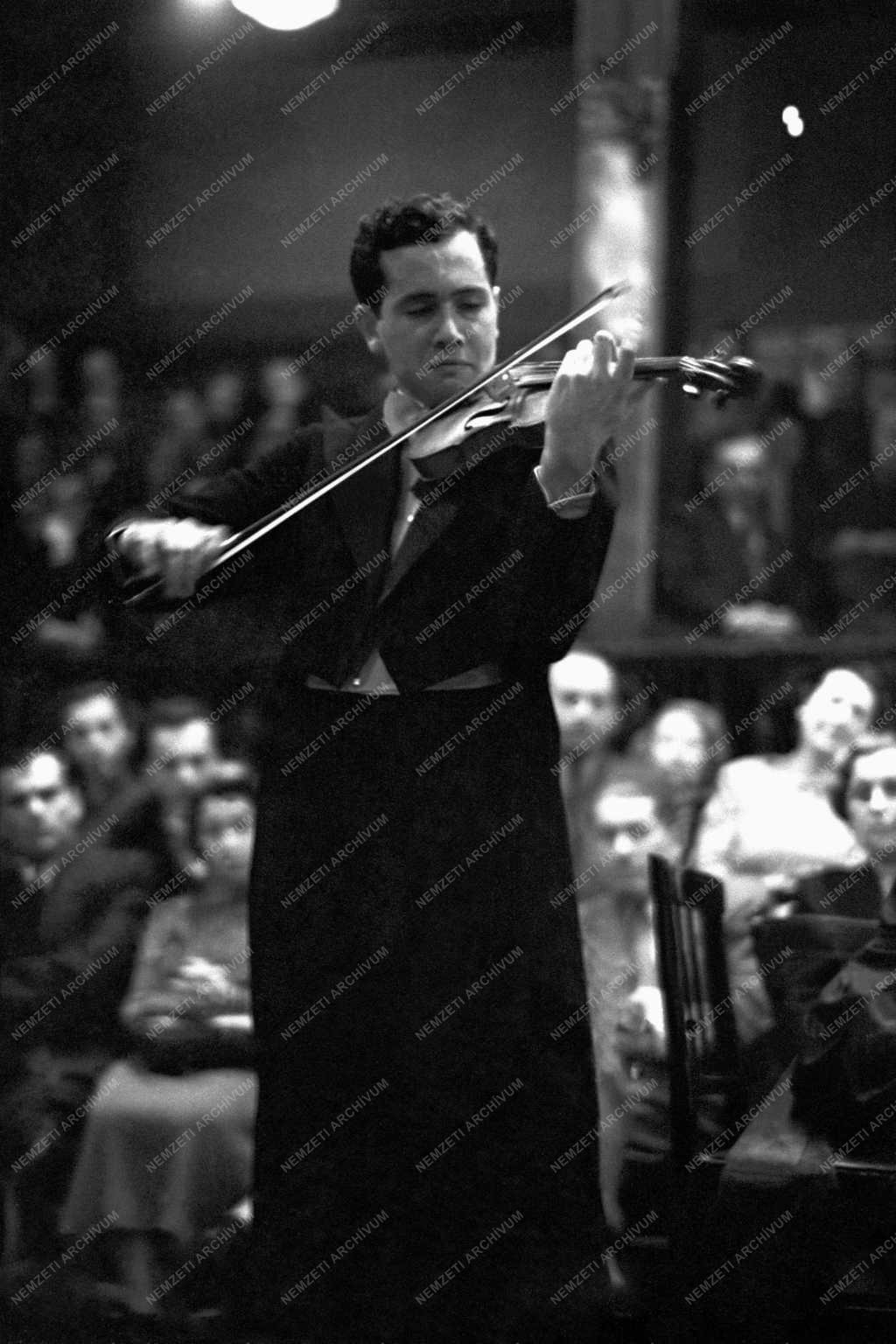 Kulturális kapcsolat - Ojsztrah hegedűművész Budapesten