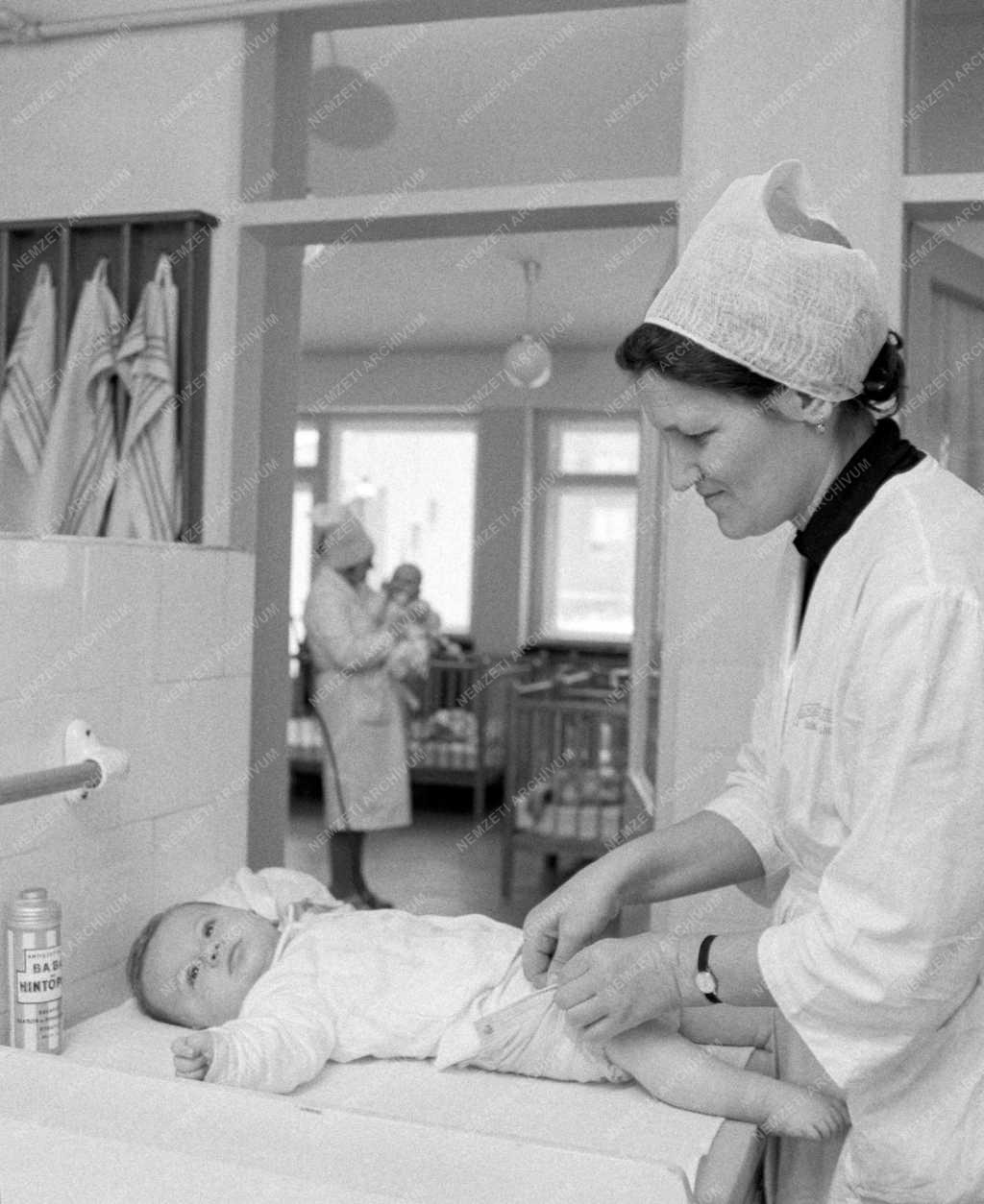 Oktatás - Új bölcsöde Szolnokon