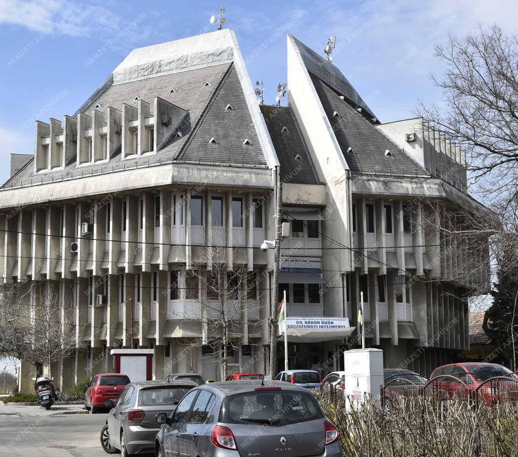 Városkép - Budapest - Soroksár - Szakorvosi rendelő
