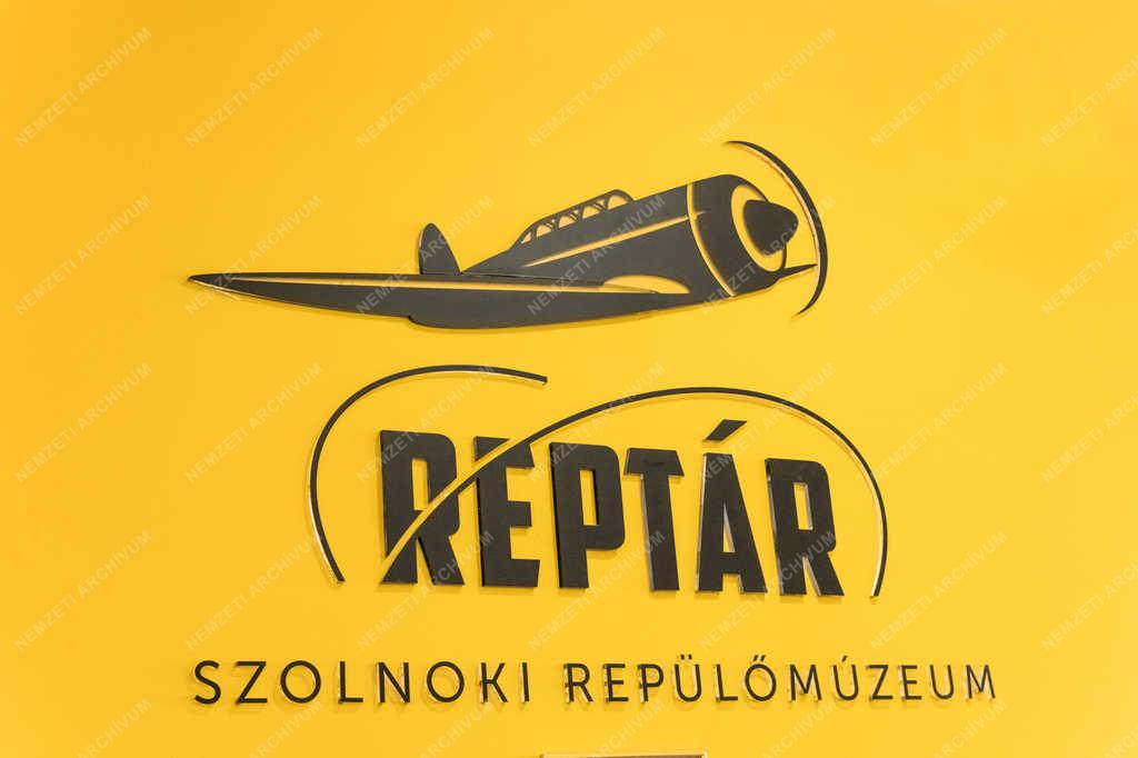 Kiállítás - Szolnok - RepTár