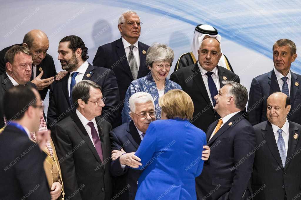 Orbán Viktor az EU-Arab Liga csúcson