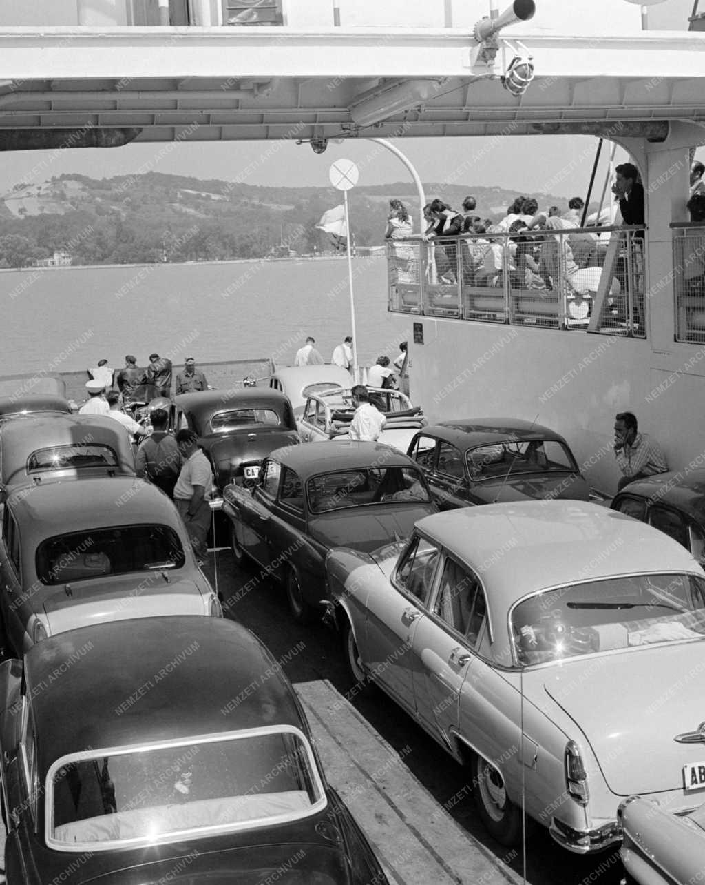 Közlekedés – Szántódi komp