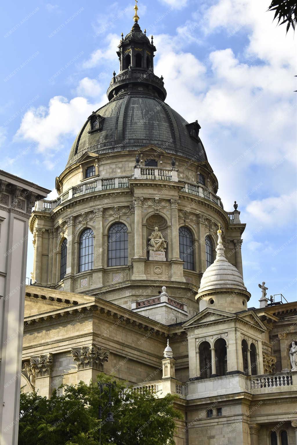 Egyházi épület - Budapest - Szent István Bazilika