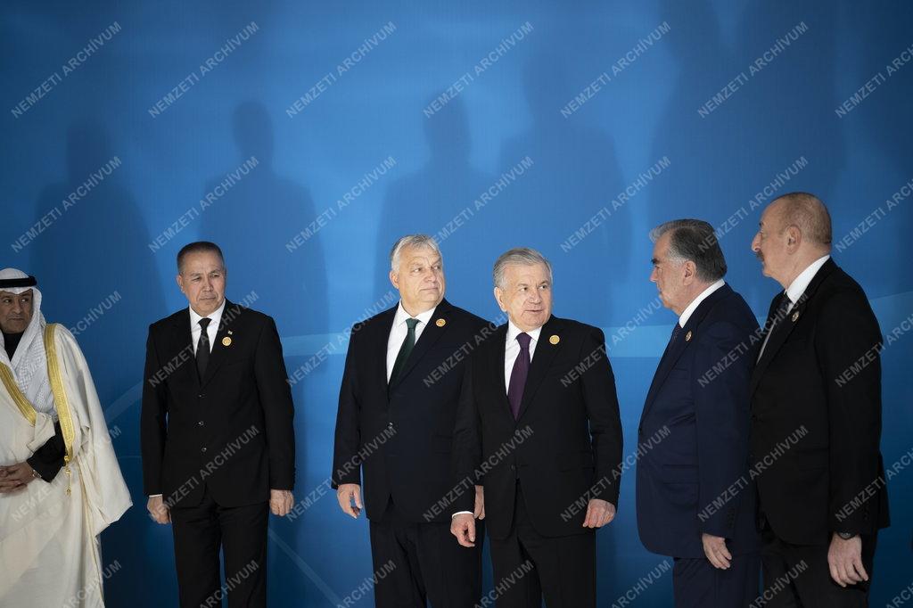 Orbán Viktor Azerbajdzsánban