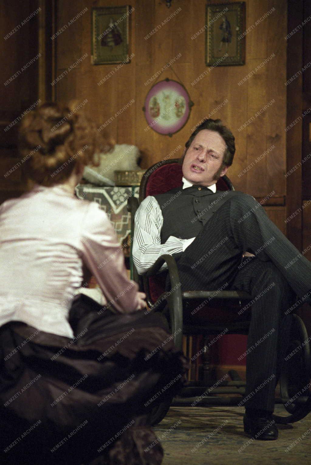 Kultúra - Színház - Ibsen: Nóra