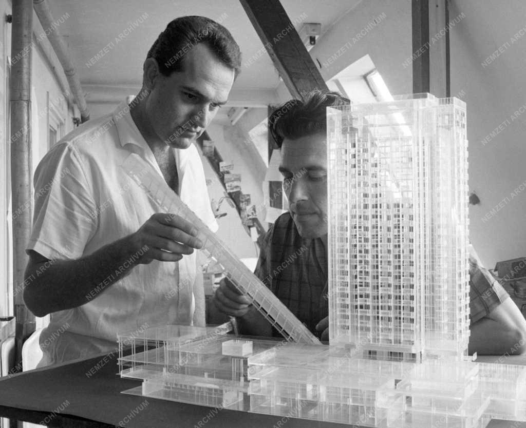 Építészettudomány - 24 emeletes toronyház épül Debrecenben