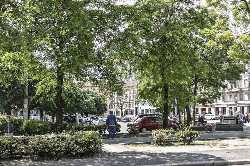 Városkép - Budapest - Blaha Lujza tér