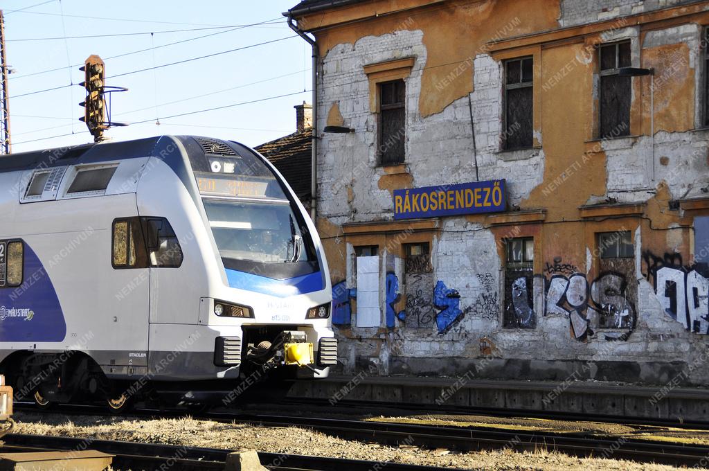 Rákosrendező vasútállomás