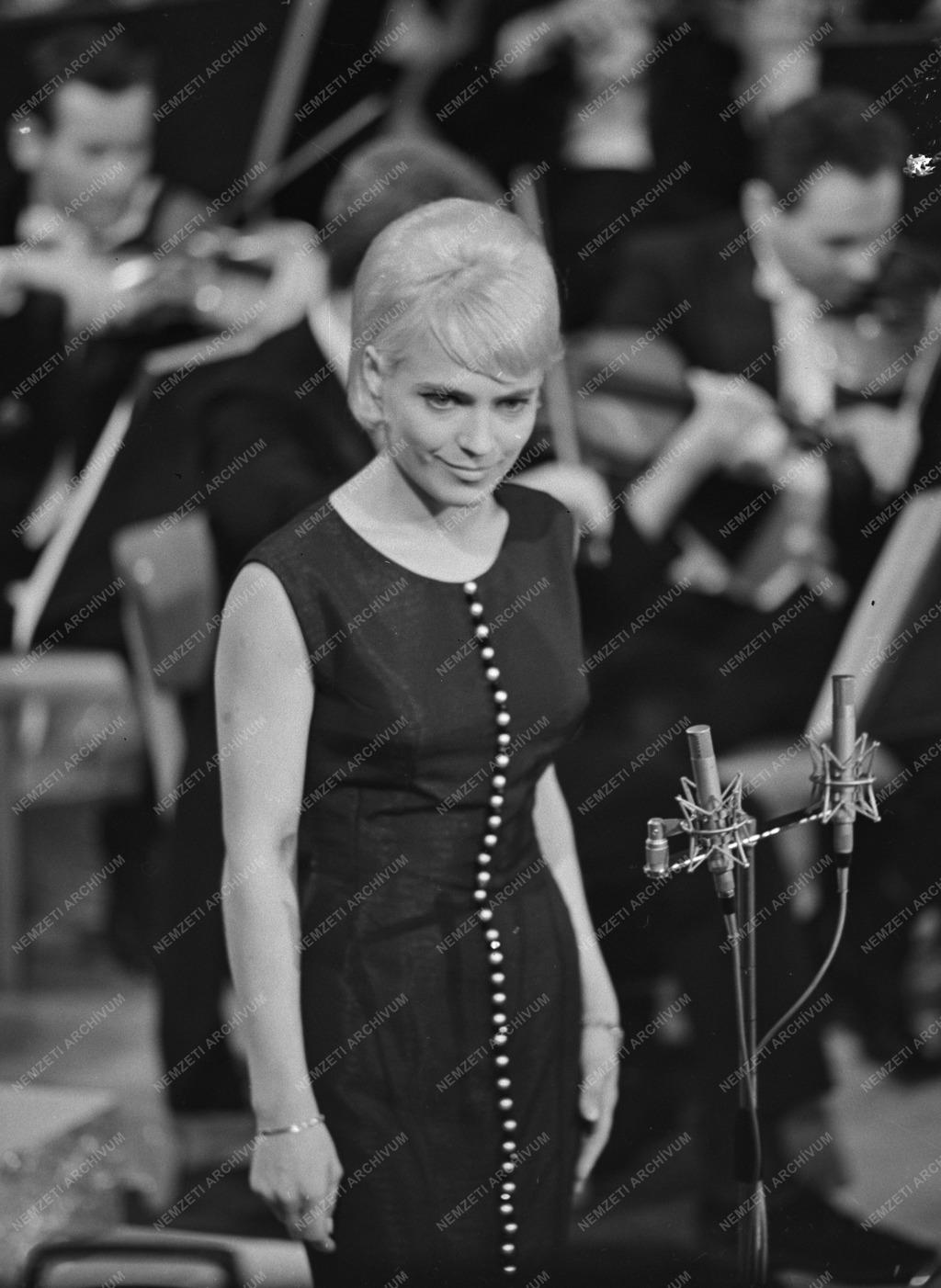 Televízió - Táncdalfesztivál 1966.