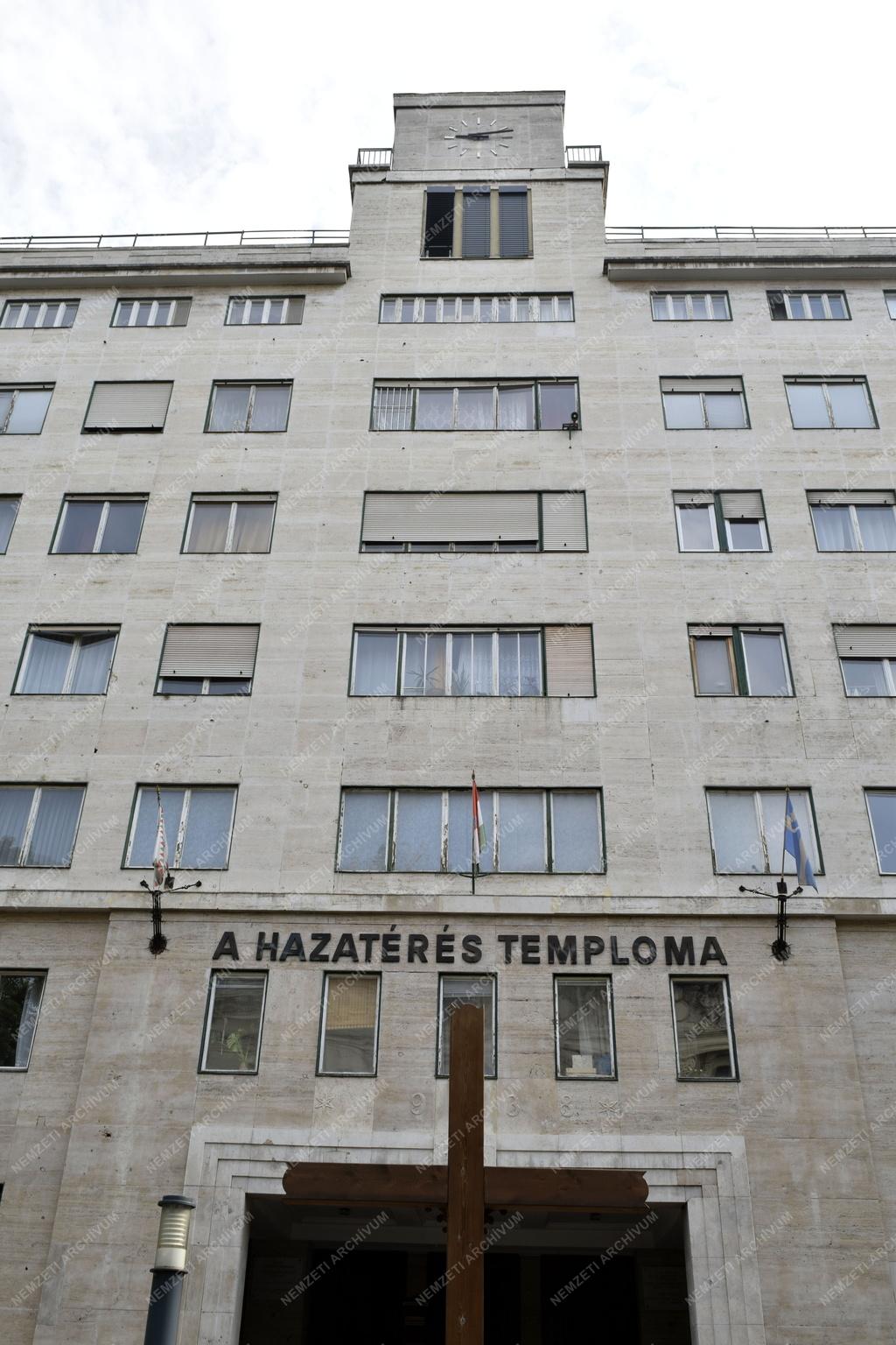 Építészet - Budapest - Hazatérés temploma