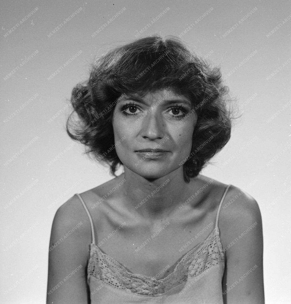 Kultúra - Kútvölgyi Erzsébet színművész