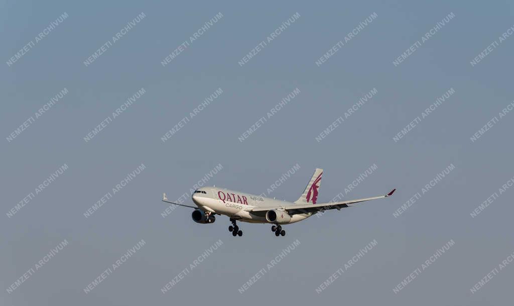 Légi szállítás - Budapest - Qatar Airways