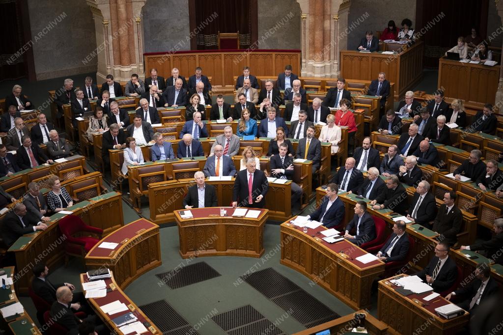 Az Országgyűlés plenáris ülése