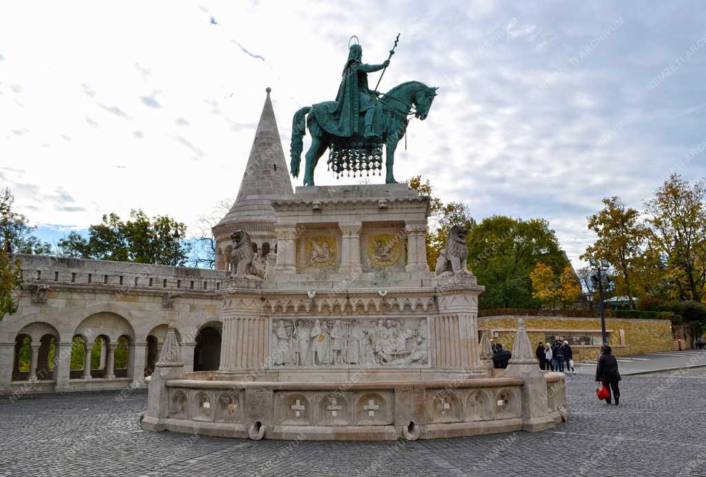 Műalkotás - Szent István király szobra