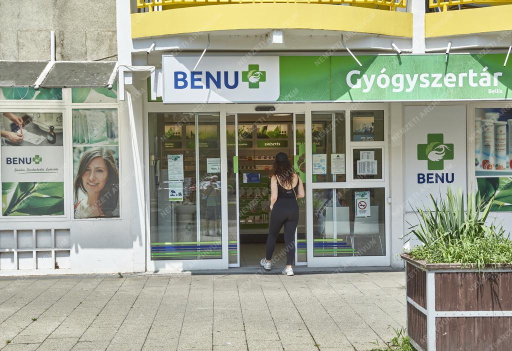 Városkép - Kőbánya - Benu Gyógyszertár
