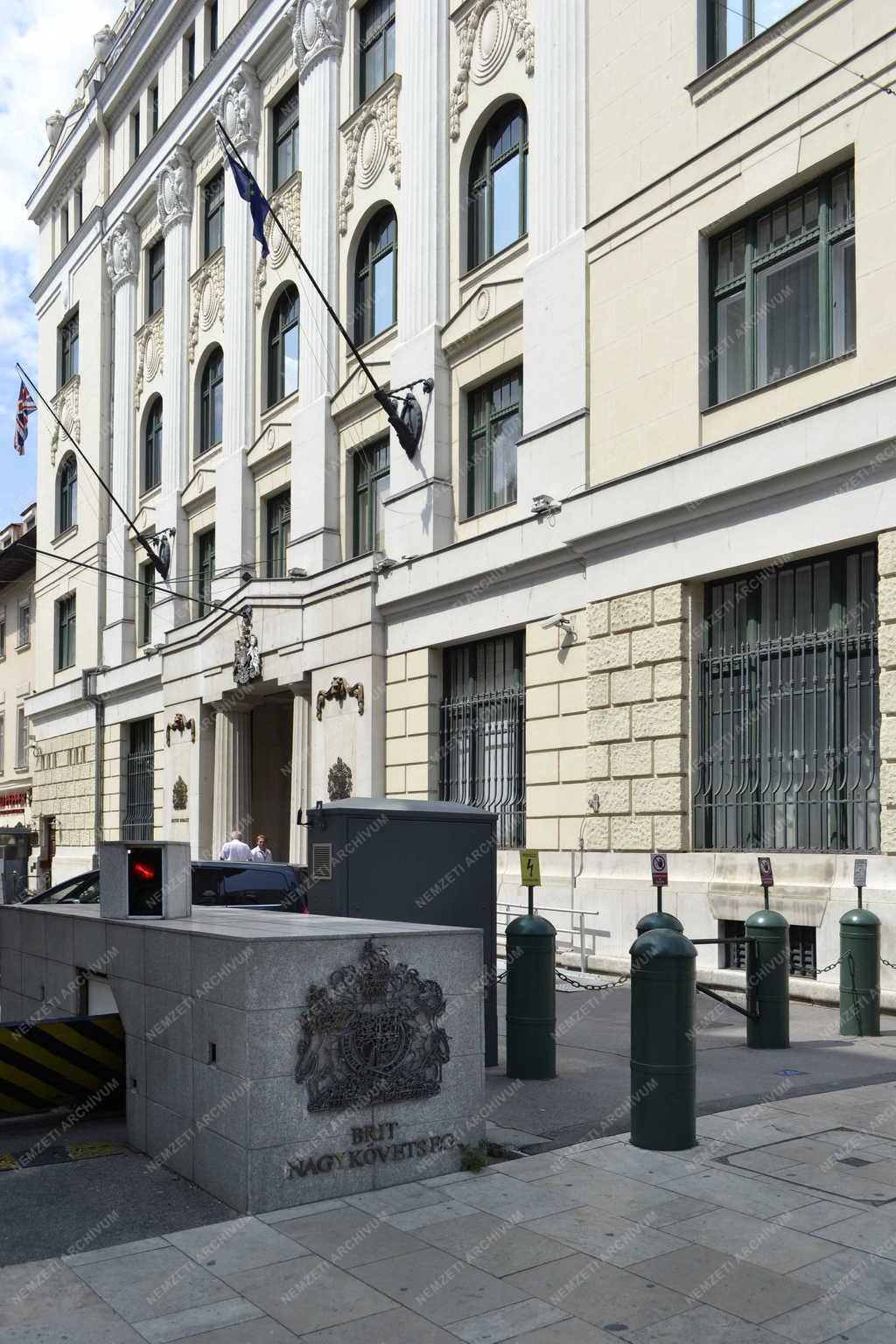 Épület - Budapest -  Az Egyesült Királyság budapesti nagykövetsége