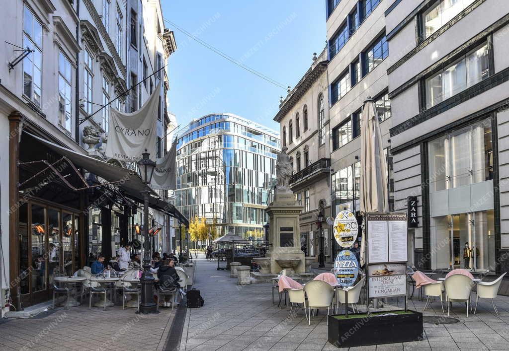 Városkép - Budapest - Kristóf tér