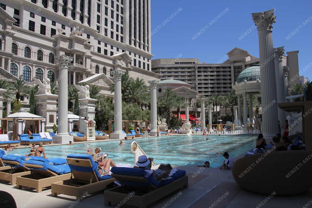 Szálloda  - A Caesars Palace luxushotel Las Vegasban