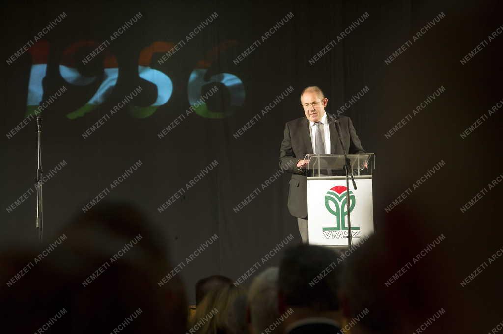 Navracsics Tibor Szabadkán