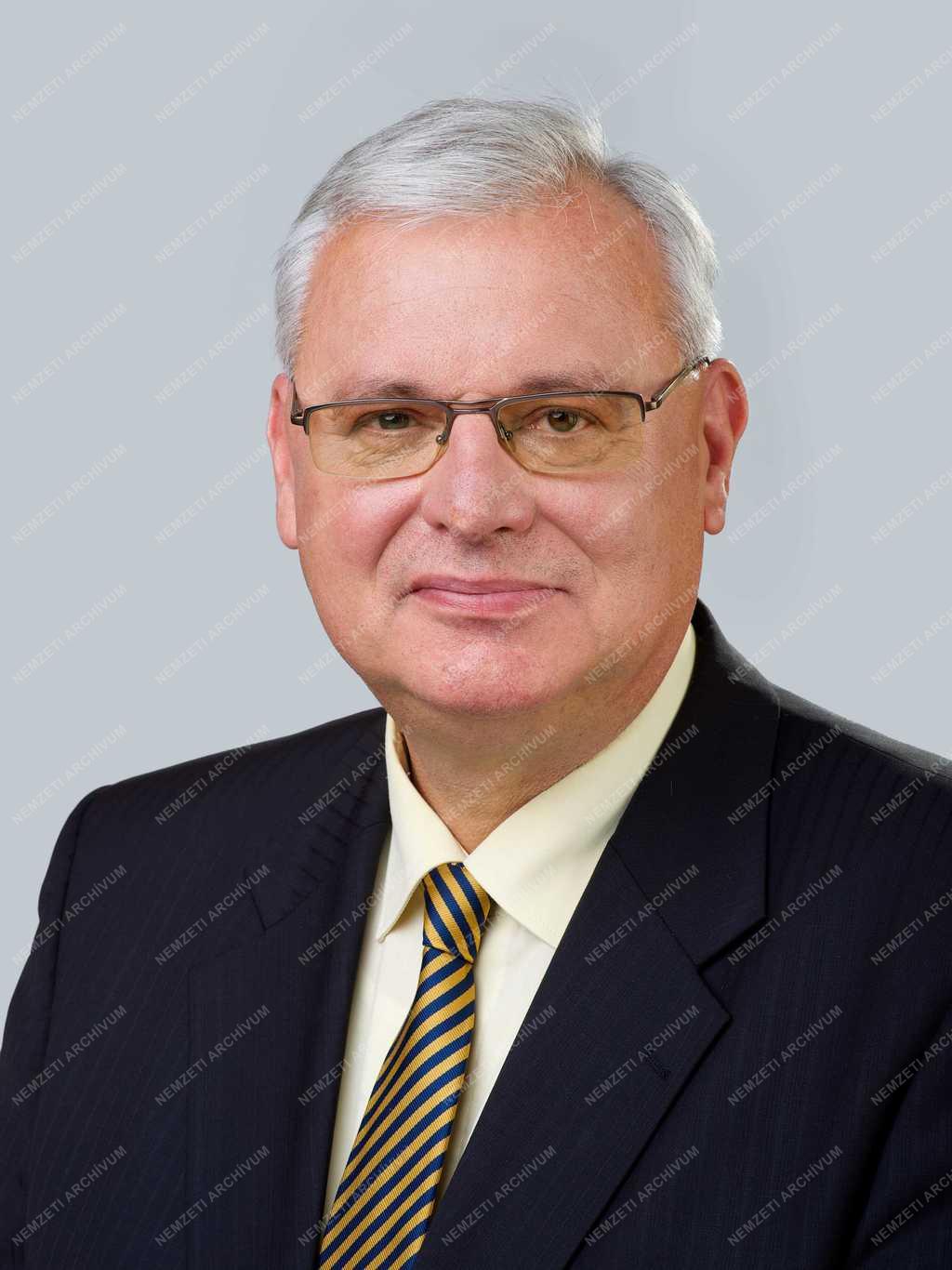 Új kormány - Államtitkárok - Aradszki András